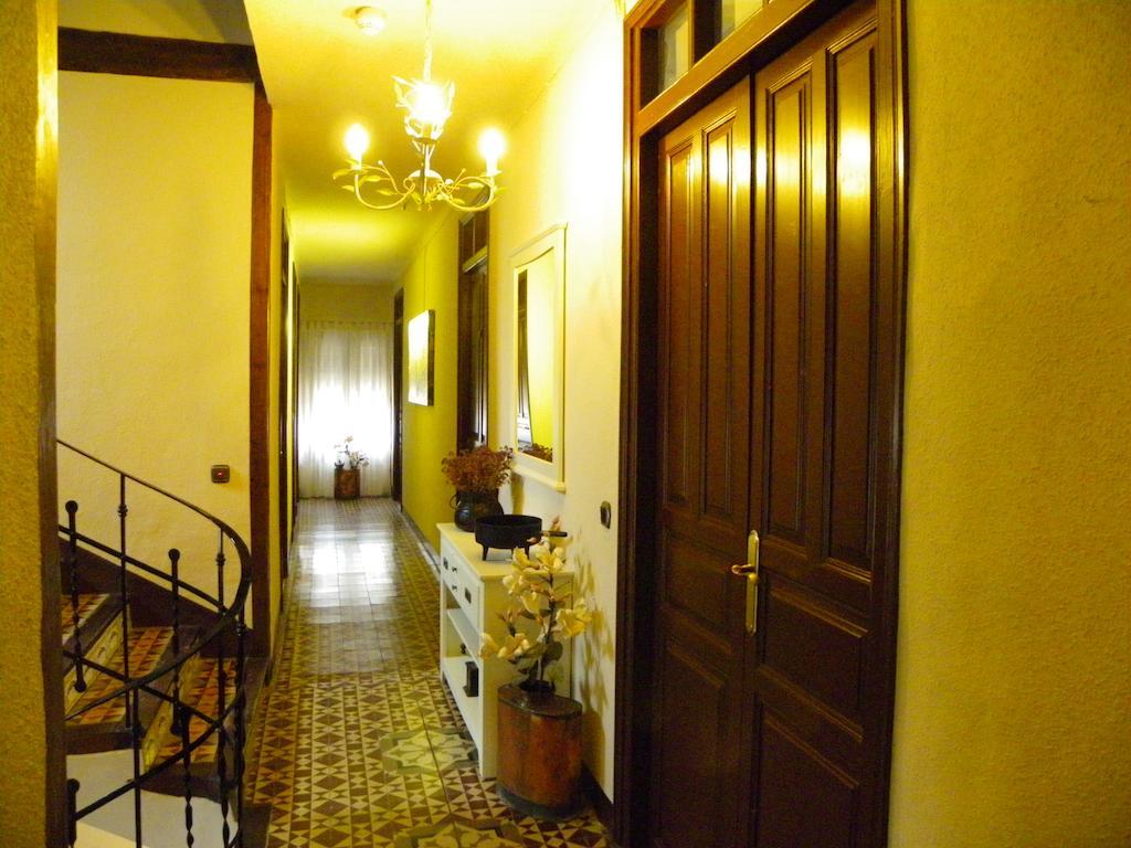 El Balcon Del Ara Guest House Liguerre de Ara Ruang foto